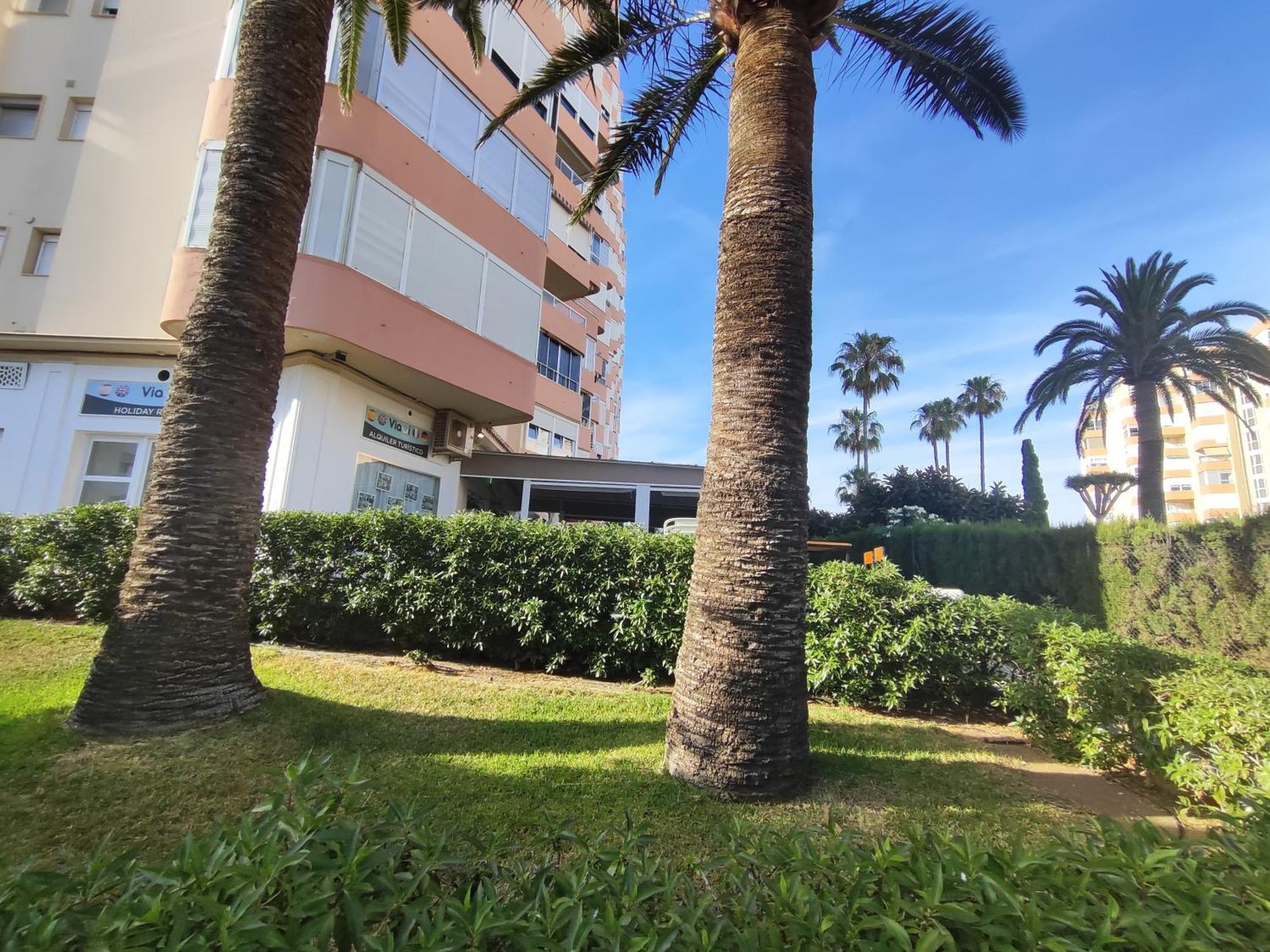 Estudio Torrox Costa Стая снимка